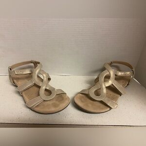 Vionic Jodie Rose Gold/Champagne Shimmer Sandals 9